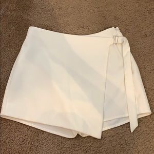 NEW White Swagger Envelope Skort